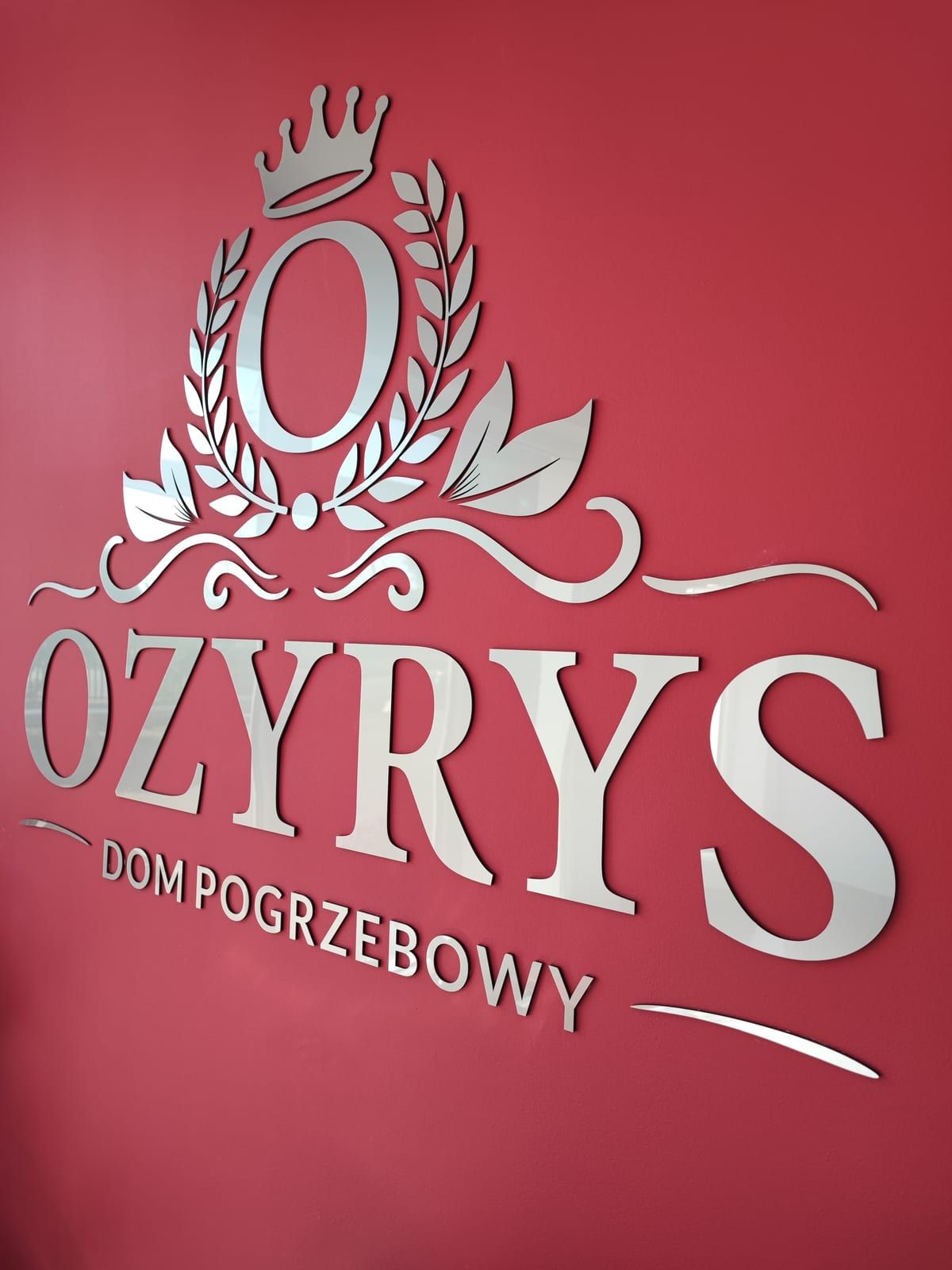 Oznakowanie domu pogrzebowego Ozyrys